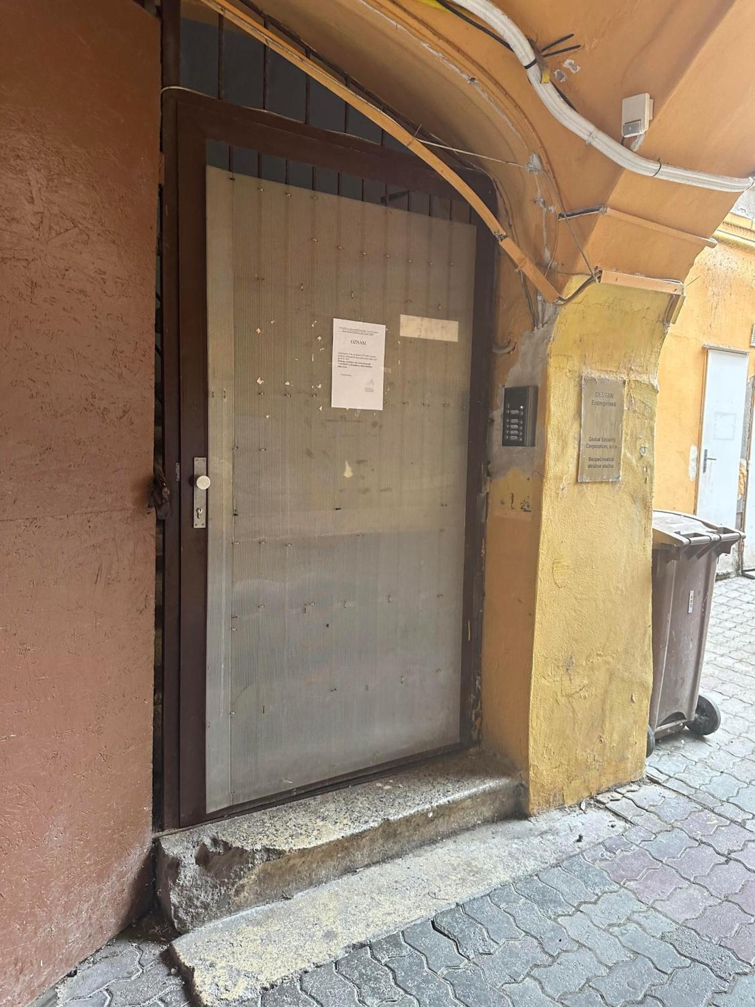 A Private Room In City Center In Bratislava Eksteriør billede